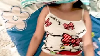 Abspielen Die Tochter des Babysitters ficken