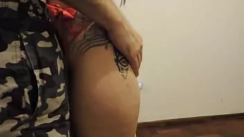 Abspielen Lulipxxxp ist ein Weihnachtsgeschenk für den besten Freund ihres Freundes