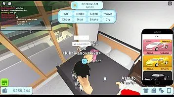 Odtwórz Orgia w roblox z belle delphine, astolfo i gorącym facetem _)