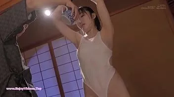 再生 中年オヤジとキスで濃密な液体交尾。武田エレナ 2