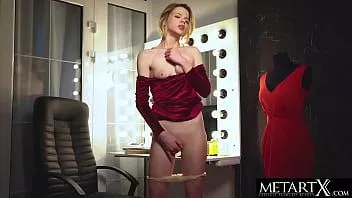 Play Sexy blonde watches herself in the mirror as she masturbates