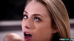play La pequeña estrella Kyler Quinn obtiene experiencia anal con el profesor Ryan Diller