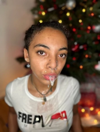 Pornstar Zerella Skies