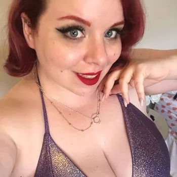 Gwiazda porno Quinn Rain