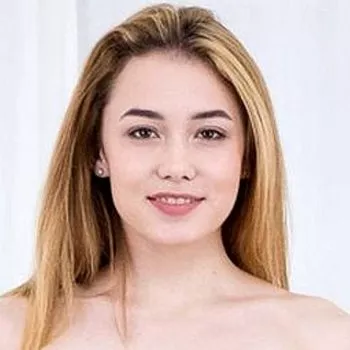 Pornstar Rika Fane