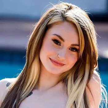 Pornstar Kimberly Snow